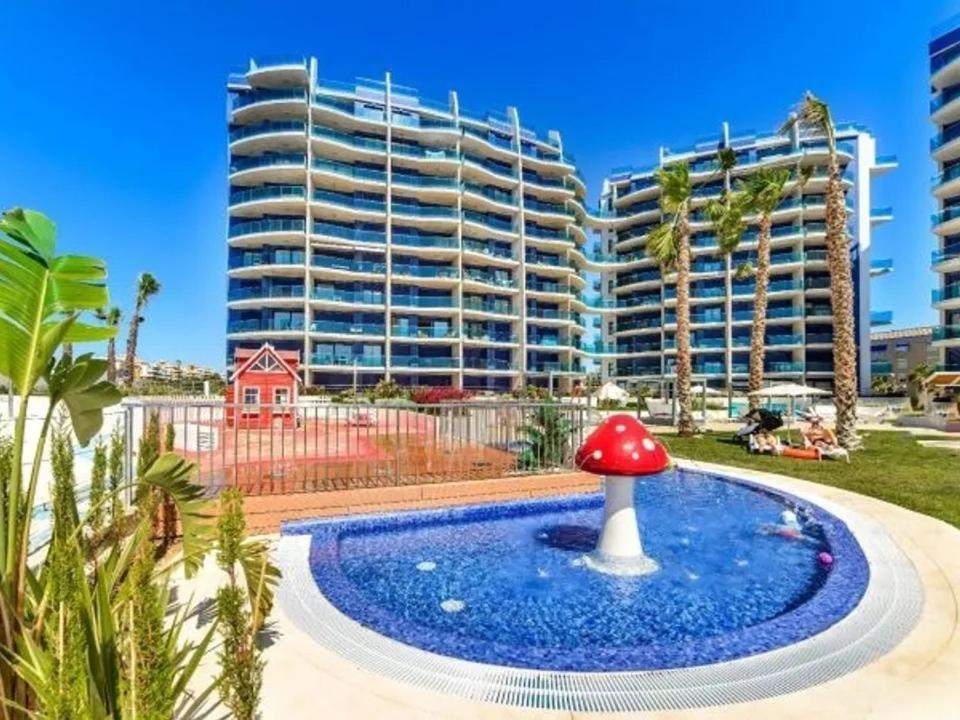 Apartment Deluxe Clara Sea Senses Torrevieja Extérieur photo