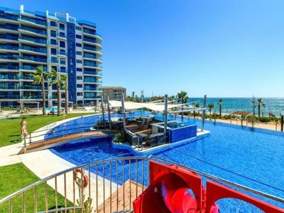 Apartment Deluxe Clara Sea Senses Torrevieja Extérieur photo