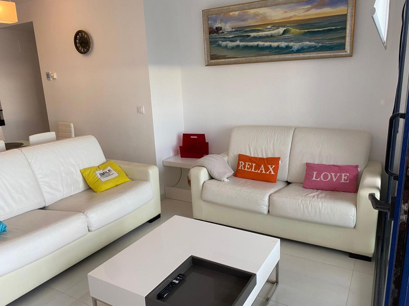 Apartment Deluxe Clara Sea Senses Torrevieja Extérieur photo