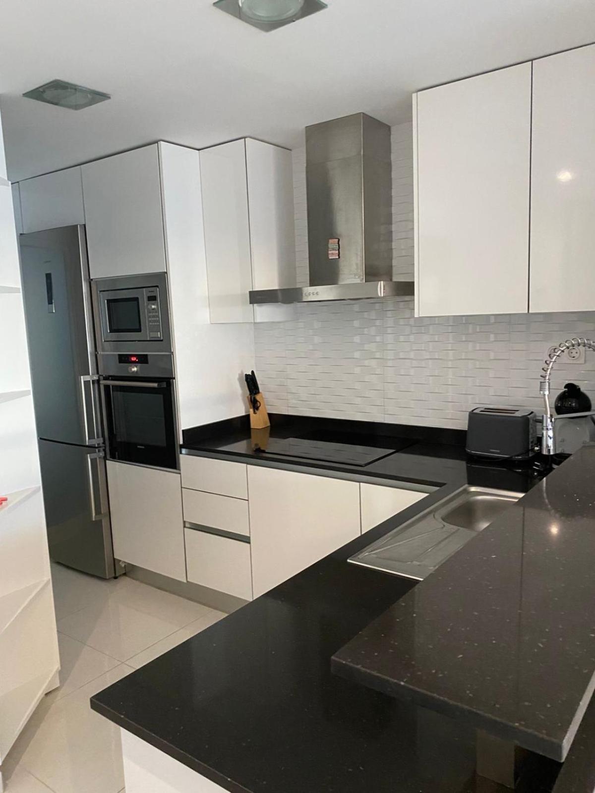 Apartment Deluxe Clara Sea Senses Torrevieja Extérieur photo